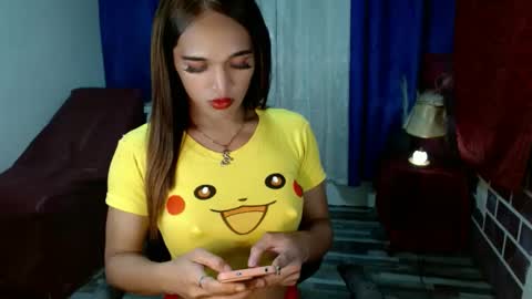 Snapshot of pretty_lady_kitty chatting on January 7, 12:03 am pretty_lady_kitty online show from January 7, 12:03 am