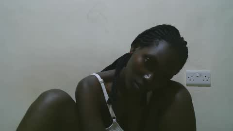 pretty_leila1 online show from February 12, 3:45 am