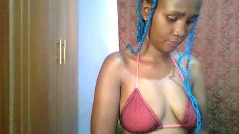 pretty_leilah online show from January 15, 5:45 am