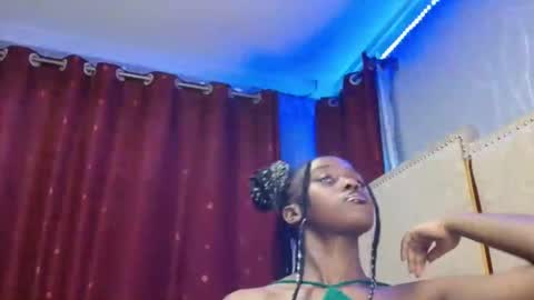 Pretty online show from March 11, 3:29 pm