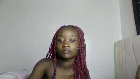 pretty luv1 online show from March 16, 9:24 am