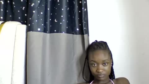 Snapshot of pretty_luv1 chatting on May 6, 7:41 pm pretty luv1 online show from May 6, 7:41 pm