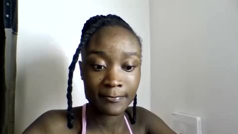 Snapshot of pretty_luv1 chatting on June 8, 9:53 am pretty luv1 online show from June 8, 9:53 am