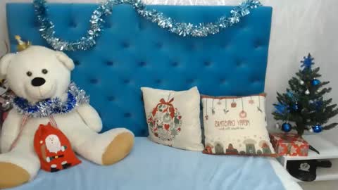 Snapshot of pretty_malika chatting on December 12, 12:12 pm pretty_malika online show from December 12, 12:12 pm