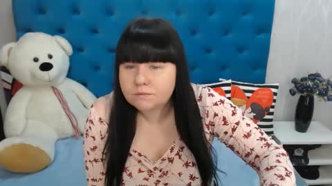 Snapshot of pretty_malika chatting on February 7, 4:06 am pretty_malika online show from February 7, 4:06 am