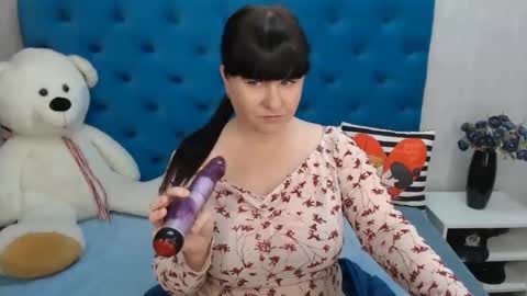 Snapshot of pretty_malika chatting on February 9, 11:14 am pretty_malika online show from February 9, 11:14 am