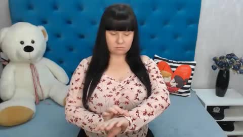 Snapshot of pretty_malika chatting on February 10, 9:04 am pretty_malika online show from February 10, 9:04 am