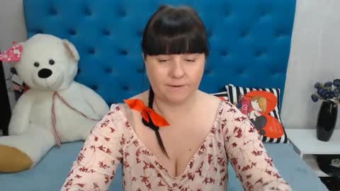Snapshot of pretty_malika chatting on February 20, 12:47 pm pretty_malika online show from February 20, 12:47 pm