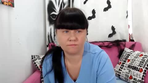 pretty_malika online show from October 28, 3:54 am