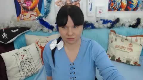 pretty_malika online show from January 8, 8:38 am