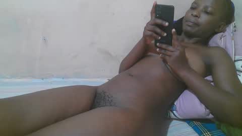 Snapshot of pretty_manisha chatting on September 24, 9:45 am Ivy online show from September 24, 9:45 am