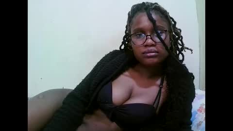 pretty_mellan online show from February 7, 3:55 am