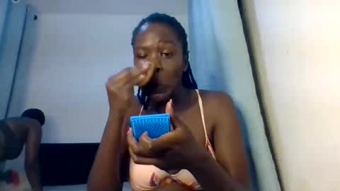 Snapshot of pretty_naya chatting on October 3, 1:35 am naya online show from October 3, 1:35 am