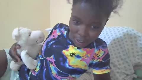 Snapshot of pretty_petite_ebony chatting on January 6, 11:42 pm pretty_petite_ebony online show from January 6, 11:42 pm