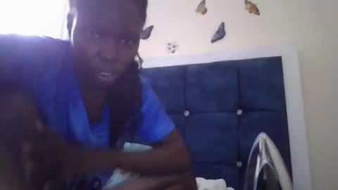Snapshot of pretty_petite_ebony chatting on September 24, 8:39 am pretty_petite_ebony online show from September 24, 8:39 am