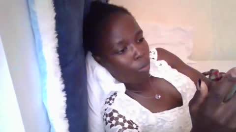 pretty_petite_ebony online show from May 10, 2:22 pm