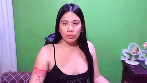 Snapshot of pretty_stela chatting on January 21, 10:52 am pretty stela online show from January 21, 10:52 am