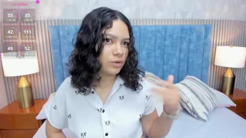 Snapshot of pretty_sunlight_ chatting on October 26, 2:06 am Daisy Flower online show from October 26, 2:06 am