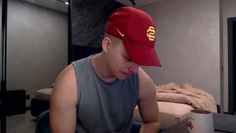 Snapshot of pretty_sweety chatting on January 19, 5:05 am Justin online show from January 19, 5:05 am
