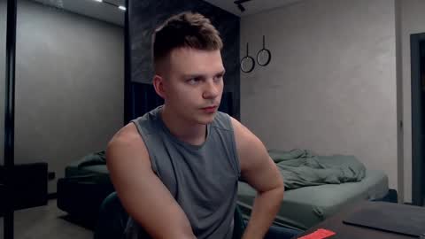 Snapshot of pretty_sweety chatting on February 8, 7:49 pm Justin online show from February 8, 7:49 pm