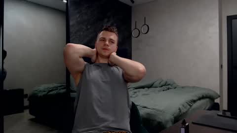 Snapshot of pretty_sweety chatting on February 14, 6:23 am Justin online show from February 14, 6:23 am