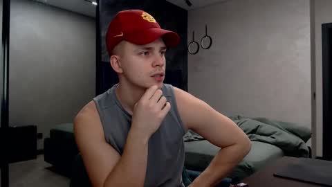 Snapshot of pretty_sweety chatting on February 15, 3:09 am Justin online show from February 15, 3:09 am