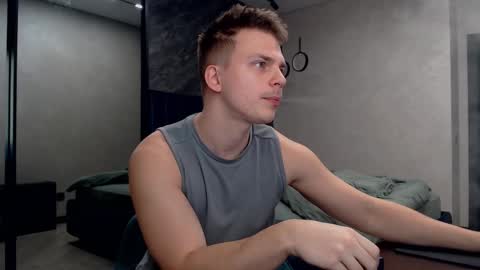 Snapshot of pretty_sweety chatting on February 20, 7:45 am Justin online show from February 20, 7:45 am