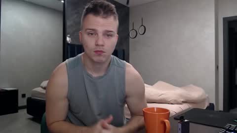 Justin online show from October 26, 3:12 am