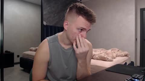 Justin online show from November 13, 5:50 am