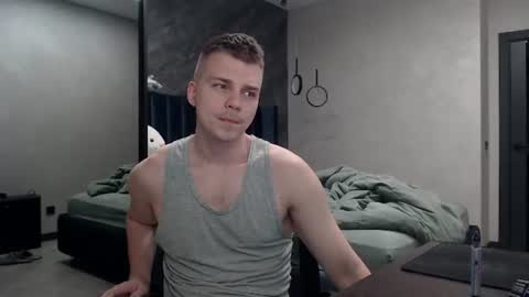 Snapshot of pretty_sweety chatting on July 24, 5:44 pm Justin online show from July 24, 5:44 pm