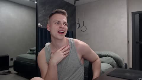 Snapshot of pretty_sweety chatting on July 25, 8:28 pm Justin online show from July 25, 8:28 pm