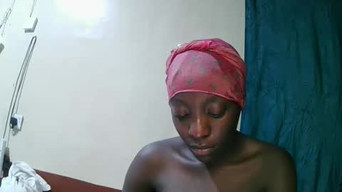 pretty_tiffany1 online show from February 21, 6:53 pm