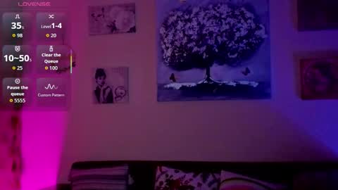 Alma online show from February 12, 8:59 pm