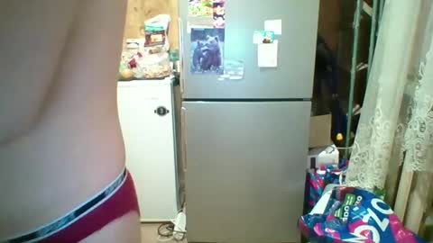 Bella online show from May 4, 8:49 pm