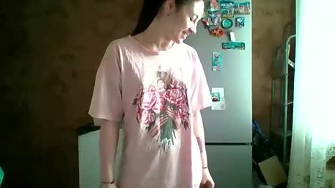 Bella online show from May 15, 3:57 am