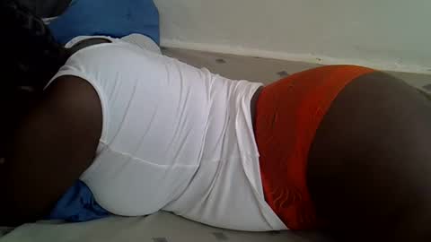 prettybooty1 online show from December 23, 8:01 am