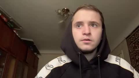 prettyboyhot01 online show from October 18, 8:37 am