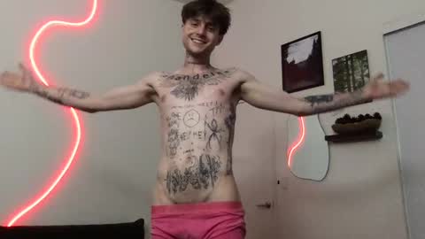 pretty boy online show from October 31, 3:18 am