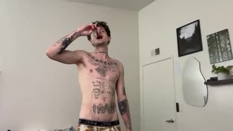pretty boy online show from May 14, 4:52 am