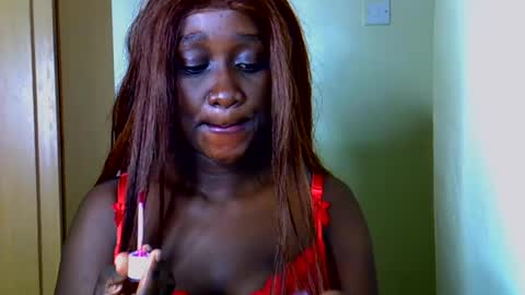 Snapshot of prettycandy0 chatting on June 15, 12:13 am prettycandy0 online show from June 15, 12:13 am