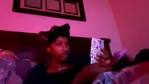 prettyfacefemale online show from October 14, 8:53 pm