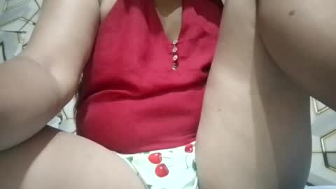 Snapshot of prettygirl2697 chatting on January 18, 3:49 pm prettygirl2697 online show from January 18, 3:49 pm