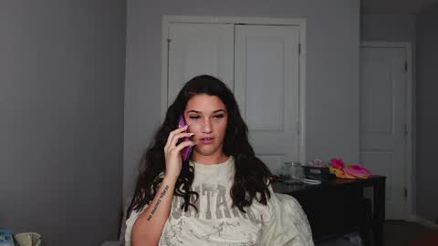 Snapshot of prettygirll23 chatting on March 28, 11:15 pm prettygirllltorii online show from March 28, 11:15 pm