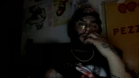 prettyglazed online show from February 13, 3:57 am