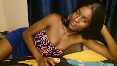 Mary online show from May 3, 1:22 am