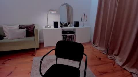 Eva online show from March 11, 1:37 am