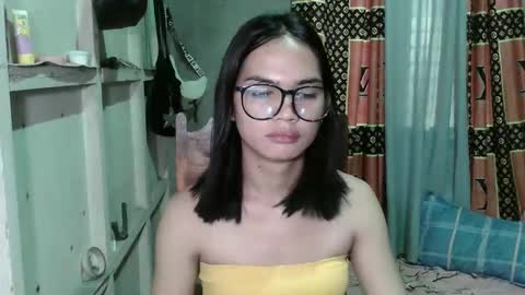prettykhelcy online show from April 9, 1:27 am