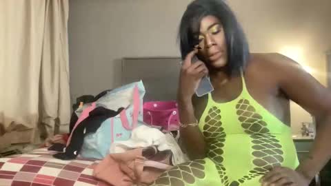 Snapshot of prettykillerkitty chatting on January 17, 6:40 am prettykillerkitty online show from January 17, 6:40 am