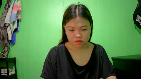 prettymae756493 online show from April 29, 12:16 am