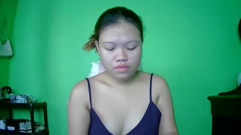 prettymae756493 online show from May 6, 1:25 am